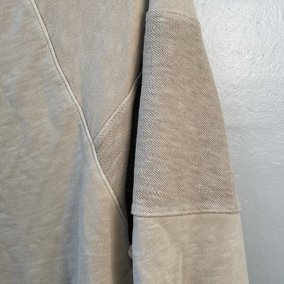 Madewell Men's Beige Crewneck Sweater - Picture 2 of 9